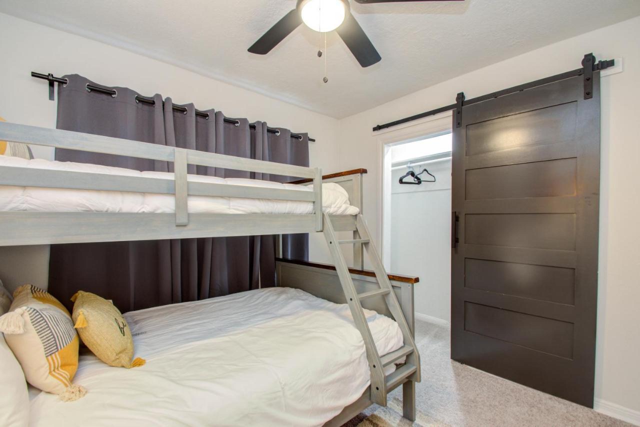The Gated Modern Home Near Nrg And Medical Center 休斯敦 外观 照片